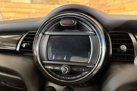 Mini Hatch 1.5 Cooper Hatchback 5dr Petrol Manual Euro 6 (s/s) (136 ps) 45