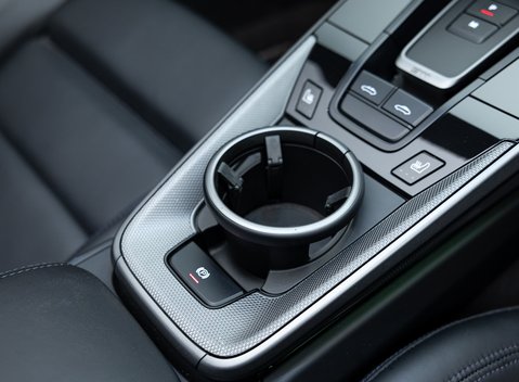 Porsche 911 Targa 4S (992) 36