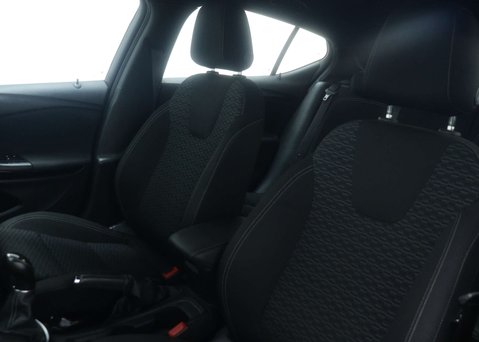 Vauxhall Astra 1.4 Astra SRi VX-Line Nav T S/S 5dr 42