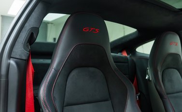 Porsche 911 Carrera 4 GTS (991.2) 15