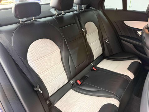 Mercedes-Benz C Class 4.0 C63 V8 BiTurbo AMG Saloon 4dr Petrol SpdS MCT Euro 6 (s/s) (476 ps) 44