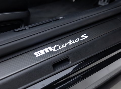 Porsche 911 Turbo S Cabriolet (992) 37