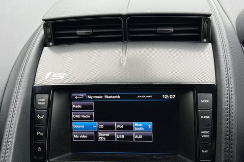Jaguar F-Type V6 S - NEW ENGINE FITTED BY JAGUAR AT 48K - 13 SERVICES RECORDED 40