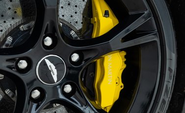 Aston Martin Vanquish S 26