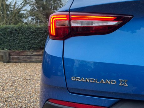 Vauxhall Grandland X 1.2 Grandland X Elite Nav T S/S 5dr 8