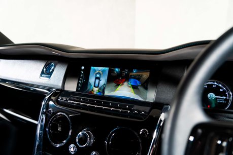 Rolls-Royce Cullinan V12. DYNAMIC PACKAGE. ACTIVE CRUISE. SHOOTING STAR HEADLINER. HUD 51