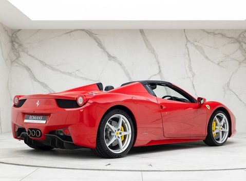 Ferrari 458 Spider 10