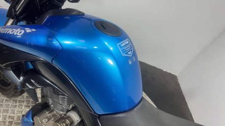 Lexmoto Isca 2020 ONLY 6K, NEW MOT, LEARNER BIKE 125CC NAKED 19