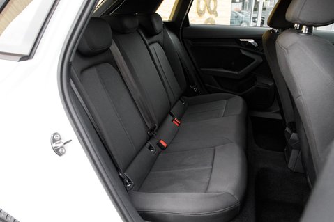 Audi A3 SPORTBACK TFSI TECHNIK MHEV 35
