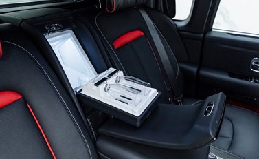 Rolls-Royce Cullinan BLACK BADGE 20