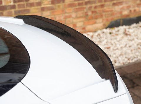 Aston Martin DBS Superleggera 28