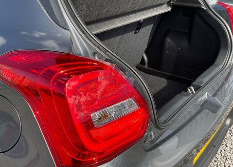 Suzuki Swift SPORT BOOSTERJET MHEV 18