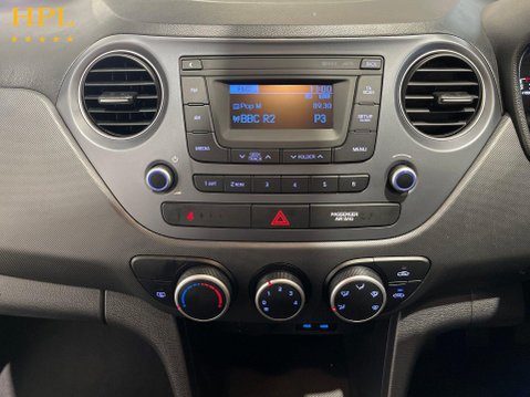 Hyundai i10 1.0 S Hatchback 5dr Petrol Manual Euro 6 (67 ps) 17