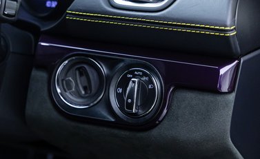 Porsche Cayman GT4 (718) 20