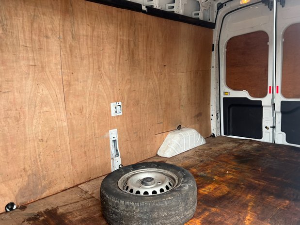 Ford Transit LWB L3H3 Low Roof Leader 350 EURO 6 NO VAT 11