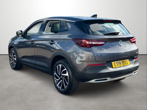 Vauxhall Grandland X 1.2 Turbo Elite Nav 5dr 3