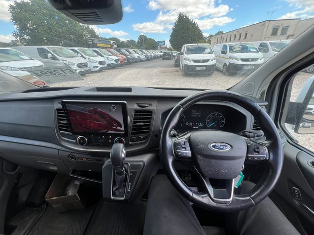 Ford Transit Custom AUTO SWB L1H1 Low Roof Trend Air Con Sensors Tow Bar EURO 6 NO VAT 48