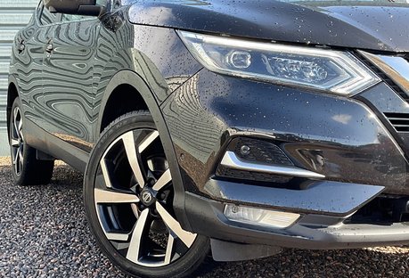 Nissan Qashqai 1.3 DIG-T TEKNA