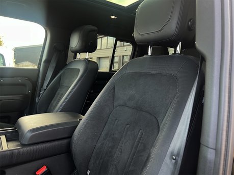 Land Rover Defender V8 50