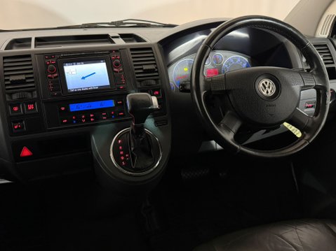 Volkswagen Caravelle EXECUTIVE TDI 13