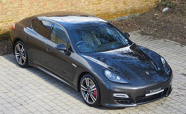 Porsche Panamera Turbo S 11