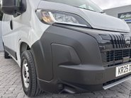 Peugeot Boxer 35 L3H2 Professional 140 ps Panel Van 20