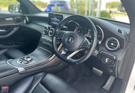 Mercedes-Benz GLC GLC 250 D 4MATIC AMG LINE AUTO 16
