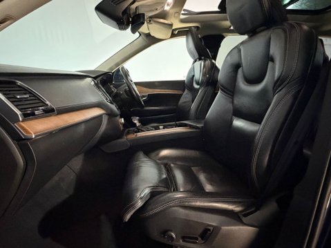 Volvo XC90 D5 POWERPULSE INSCRIPTION AWD 19