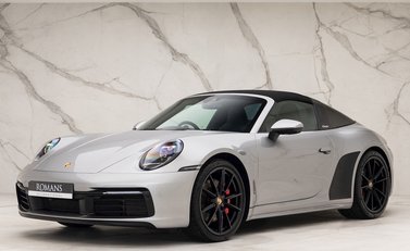 Porsche 911 Targa 4S (992) 8