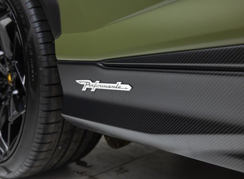 Lamborghini Urus PERFORMANTE 53