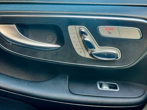 Mercedes-Benz V Class 2.2 V220d AMG Line MPV 5dr Diesel G-Tronic+ Euro 6 (s/s) 7 Seat (163 ps) 38