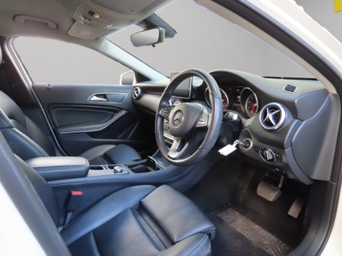 Mercedes-Benz A Class 1.6 A180 Sport (Executive) 7G-DCT Euro 6 (s/s) 5dr 10