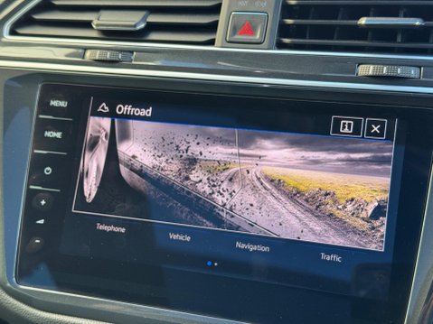 Volkswagen Tiguan 2.0 TDI R-Line DSG 4Motion Euro 6 (s/s) 5dr 39