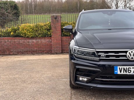 Volkswagen Tiguan 2.0 Tiguan R-Line TDI BlueMotion Technology 4Motion Semi-Auto 4WD 5dr 4