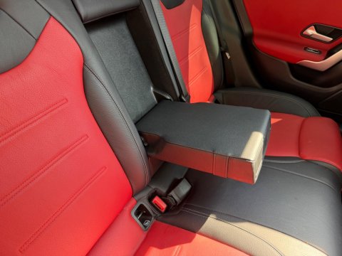 Mercedes-Benz CLA Class CLA 180 AMG LINE PREMIUM PLUS 26