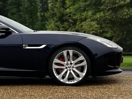 Jaguar F-Type V6 S AWD 10