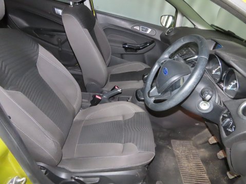 Ford Fiesta ZETEC 9