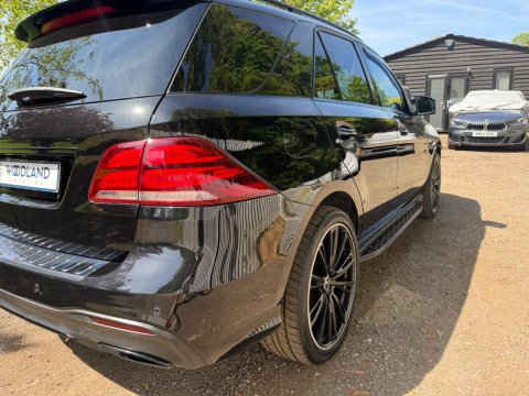 Mercedes-Benz GLE GLE 250 D 4MATIC AMG NIGHT EDITION 21