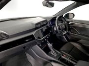 Audi Q3 1.5 TFSI CoD 35 Black Edition SUV 5dr Petrol S Tronic Euro 6 (s/s) (150 ps) 15