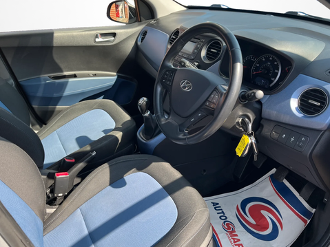 Hyundai i10 1.2 Premium 5dr 10