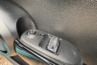 Mini Hatch COOPER 1.5 CHILLI LOOK! JUST 46000 MILES! SERVICE HISTORY! MINI CONNECTED 17