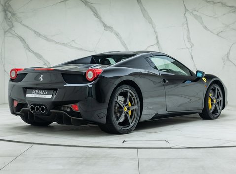 Ferrari 458 SPIDER 5