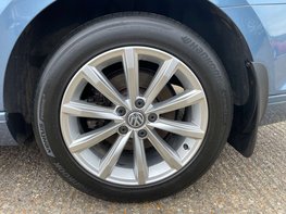 Volkswagen Passat 2.0 Passat SE Business TDI BlueMotion Technology 4dr 14