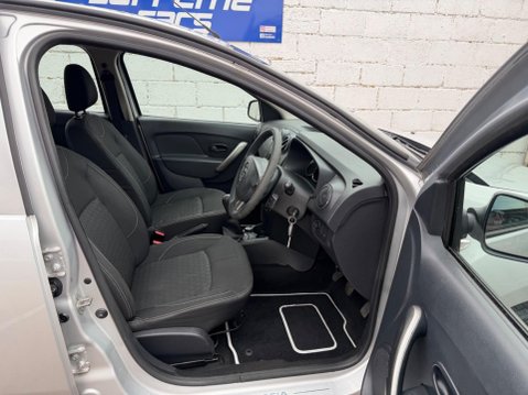 Dacia Sandero 1.5 dCi Laureate Euro 5 5dr 51