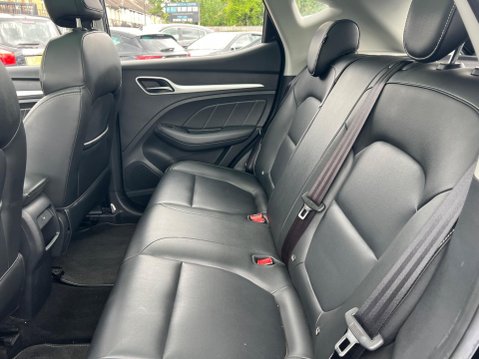 MG ZS 44.5kWh Exclusive Auto 5dr 29