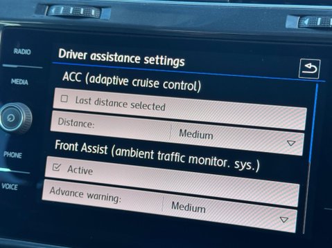 Volkswagen Golf 1.5 TSI EVO SE Nav DSG Euro 6 (s/s) 5dr 23