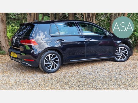 Volkswagen Golf 1.5 TSI EVO Match Edition Hatchback 5dr Petrol Manual Euro 6 (s/s) (130 ps) 9