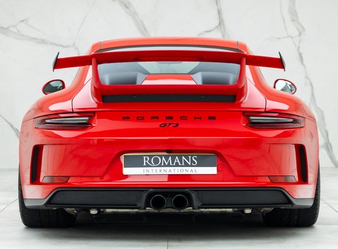 Porsche 911 GT3 (991.2) 5