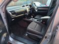 Toyota Hilux INVINCIBLE 4WD D-4D DCB 14