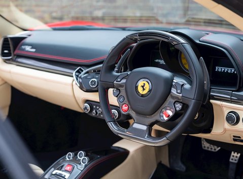 Ferrari 458 Spider 13